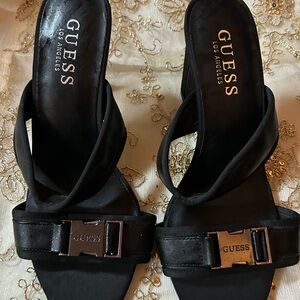 GUESS Black Heeled Sandals with Logo Buckle